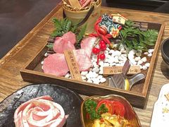 -肉魁屋·烧肉·烧鸟·酒场(高新店)