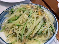土豆丝炒蚬肉-海知道大连海鲜水饺(南山大冲店)