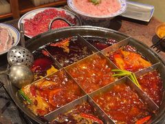 -周小明火锅(黑金冠社区店)