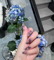 -QHOUSE美甲美睫