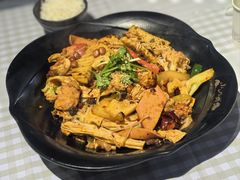 -小山城麻辣香锅(新邻生活广场店)