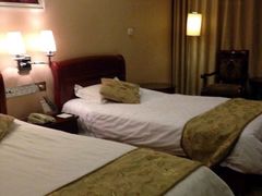 -大连长城大饭店(西安路地铁站店)