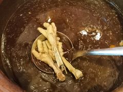 灵芝煲土鸡-园林美食城·本土农家菜(杨和镇店)