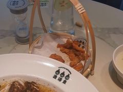 -渔语鱼酸菜鱼新川菜(来福士店)
