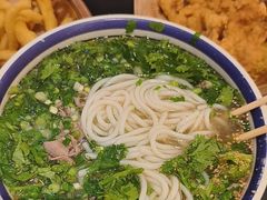 -云阿蛮云南生烫牛肉米线(奉贤路店)