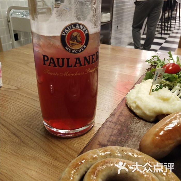 gebrwurst香肠兄弟-德国香肠啤酒餐吧