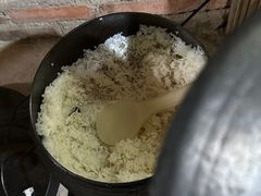-乡巴佬鼎锅饭