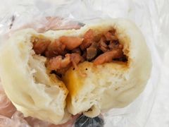 奥尔良鸡腿包-老陶包子铺(南大西南村店)