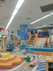 -孩子王(世茂国际广场店)