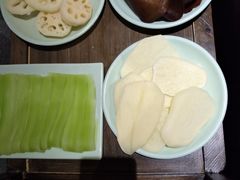 -红九格老火锅(三峡广场店)