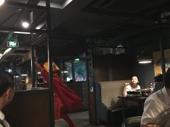 大堂-鸣记脆皮烤鱼·海鲜烤鱼(三八广场店)