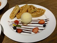 -百好乐宠物友好餐厅(朝外大街店)