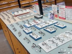 -罗伯特眼镜·蔡司官方授权(罗湖国贸店)