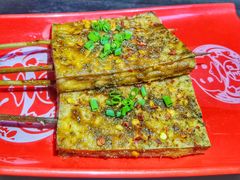 独家烤水豆腐-老表记广西宵夜螺蛳鸭脚煲(西大店)
