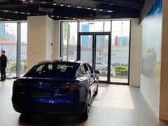 -TESLA 特斯拉(上海太古汇体验店)