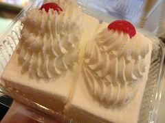 -红宝石·鲜奶小方·海派西点房(南丹店)