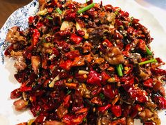 乐山辣子鸡-付掌柜在成都·热炒砂锅集(金禾店)