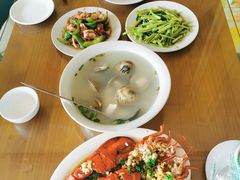 -三姐妹·海鲜大排档