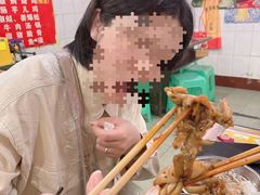 -鸿顺老铁锅美蛙鱼府(解放碑店)