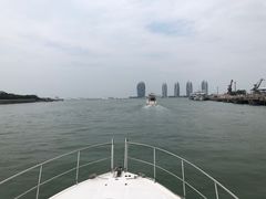 -三亚游船旅游中心(三亚鹿回头游艇游船公共码头店)