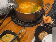 -呷哺呷哺(常营华联店)