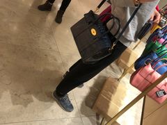 -伦敦比斯特购物村