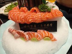 -忆江南·临江鱼馆