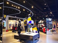 -NIKE品牌体验店(金源新燕莎店)