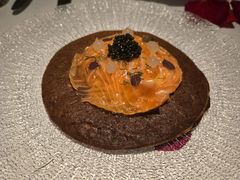 松露松饼配烟熏三文鱼-壳里西餐厅Coquille Seafood Bistro(蒙自路店)