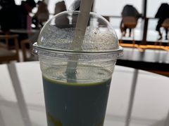 -抱抱地球咖啡馆(国家海洋博物馆店)