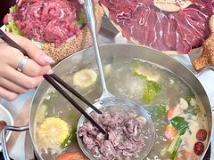 -刘少华贵州小黄牛·鲜牛肉火锅(总店)