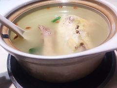 弯弯鸡汤-19号私房菜(云南路店)