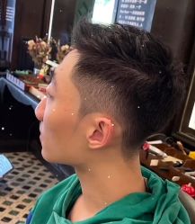 -海文先生国潮烫染男士理发馆