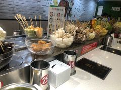 -百品聚旋转火锅(万德庄店)
