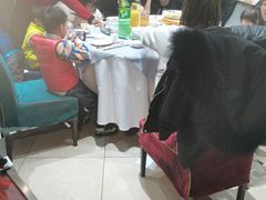 -一家人(凯旋路店)