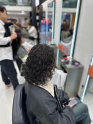 -乾健·烫染·接发SALON