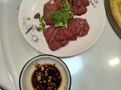 -龙香居海鲜浑锅家常菜·特色驴肉
