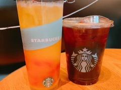 -星巴克(静安嘉里中心B2店)