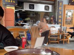 -大众跷脚牛肉馆·非遗传承单位(峨眉山店)