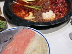 -卤校长老火锅(杨家坪直营店)