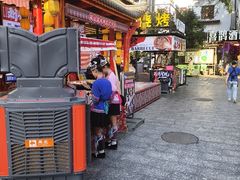 -刘姐啤酒鱼民族演艺餐厅(西街总店)