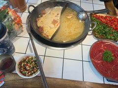 -热火朝天鲜切牛肉火锅(南强街巷店)