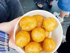 糖油粑粑-黑色经典臭豆腐·湖南特产(步行街店)