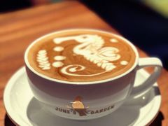 -六月花园咖啡馆(中关村东路店)