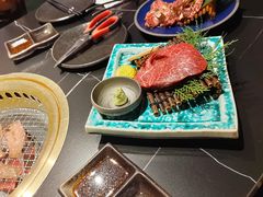 -山川小町·极番烧肉(新地假日广场店)