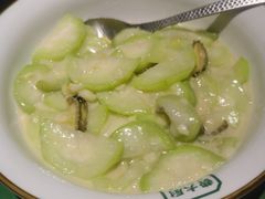 鲜丝瓜焖鲍鱼仔-费大厨辣椒炒肉(太平老街店)