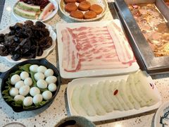 -二荆条·蜀鲜汇城市森林火锅