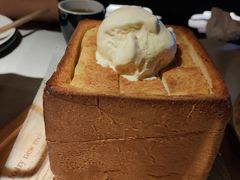 面包诱惑-绿茶餐厅(同成街华联店)