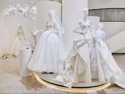 -禕·愫白婚纱商店