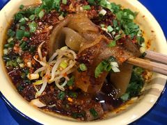 -马路边边麻辣烫联盟路店